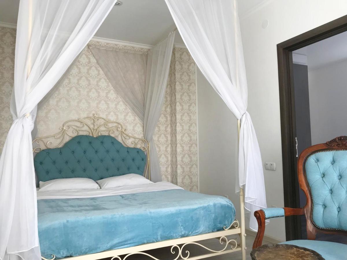 Romantic Apartments - Центр Львова , З Видом На Місто Dış mekan fotoğraf