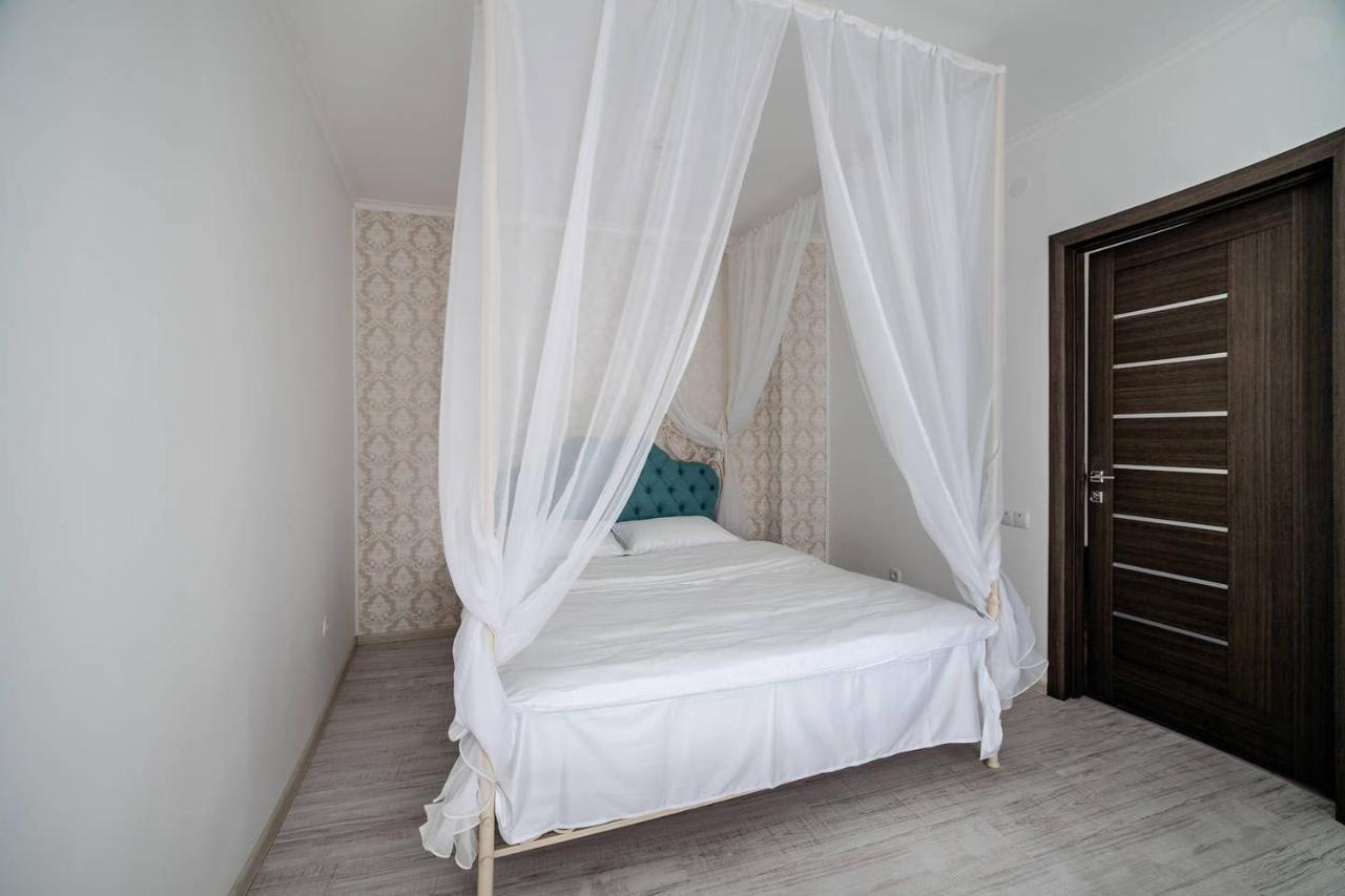 Romantic Apartments - Центр Львова , З Видом На Місто Dış mekan fotoğraf